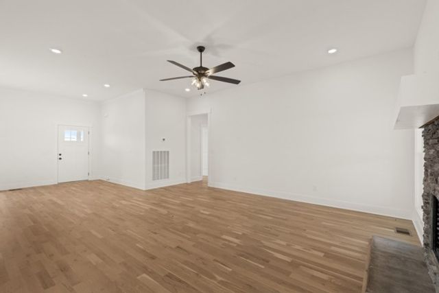 5558 Borthick Rd, Springfield, TN 37172