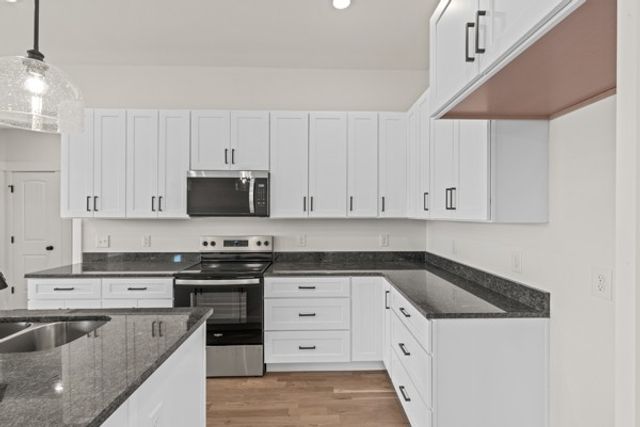 5558 Borthick Rd, Springfield, TN 37172