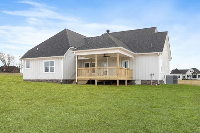 5558 Borthick Rd, Springfield, TN 37172