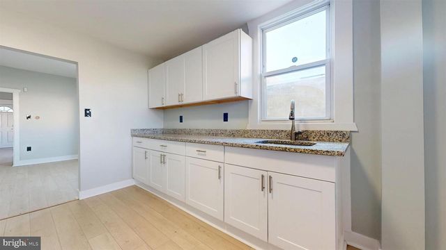 203 S METROPOLITAN AVE, Atlantic City, NJ 08401