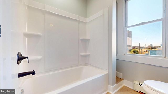 203 S METROPOLITAN AVE, Atlantic City, NJ 08401