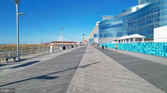 203 S METROPOLITAN AVE, Atlantic City, NJ 08401