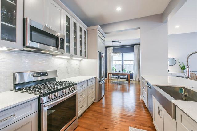 213 N Hutcheson Street, Houston, TX 77003