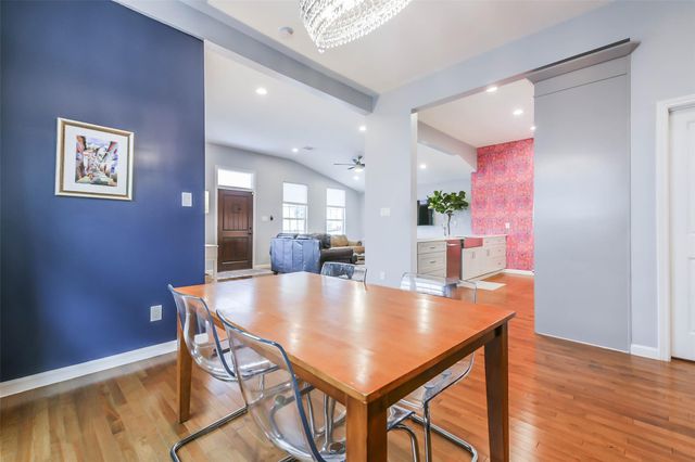 213 N Hutcheson Street, Houston, TX 77003