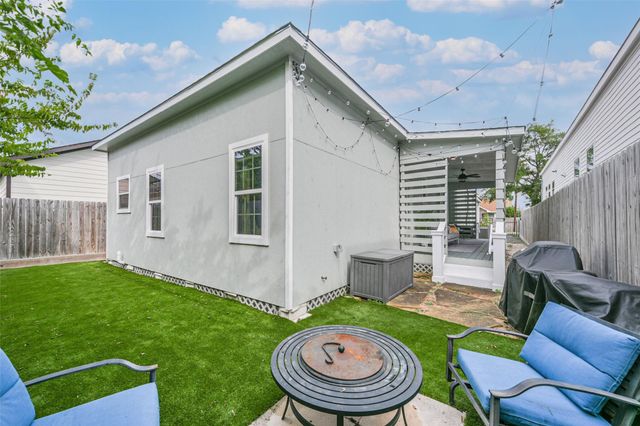 213 N Hutcheson Street, Houston, TX 77003