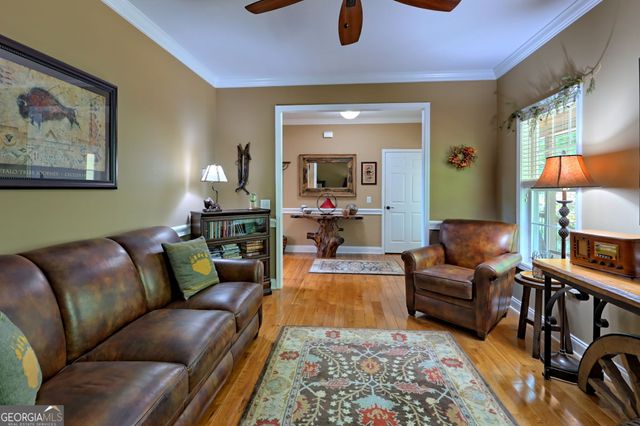 271 Chattahoochee Glen Road, Clarkesville, GA 30523