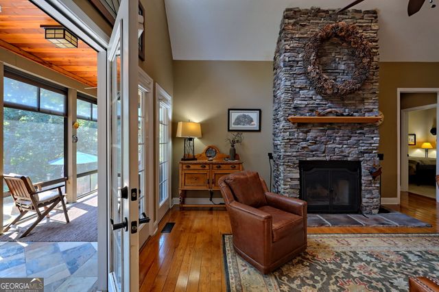 271 Chattahoochee Glen Road, Clarkesville, GA 30523