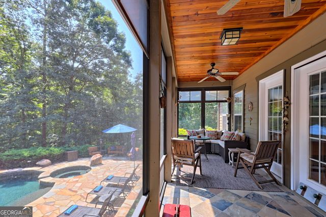 271 Chattahoochee Glen Road, Clarkesville, GA 30523