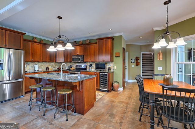 271 Chattahoochee Glen Road, Clarkesville, GA 30523