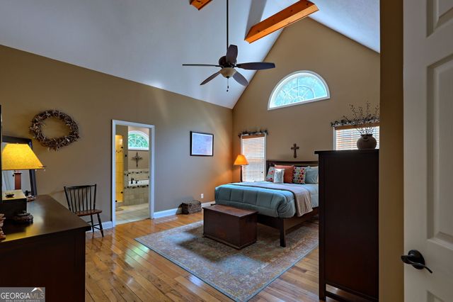 271 Chattahoochee Glen Road, Clarkesville, GA 30523