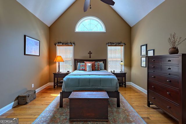 271 Chattahoochee Glen Road, Clarkesville, GA 30523