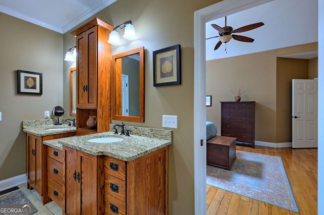 271 Chattahoochee Glen Road, Clarkesville, GA 30523