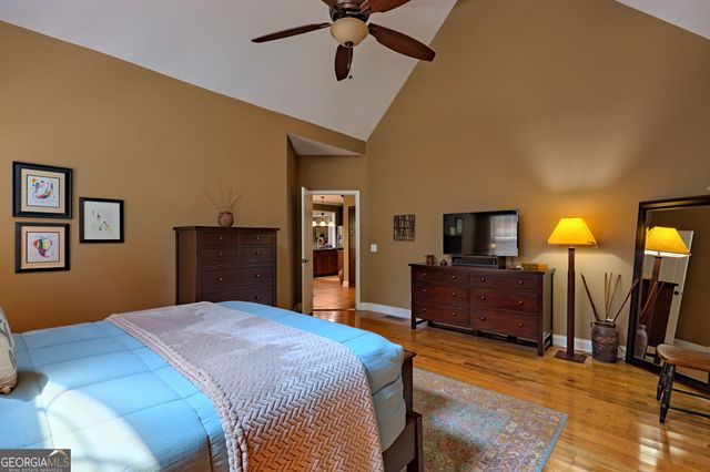 271 Chattahoochee Glen Road, Clarkesville, GA 30523