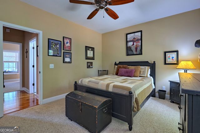 271 Chattahoochee Glen Road, Clarkesville, GA 30523