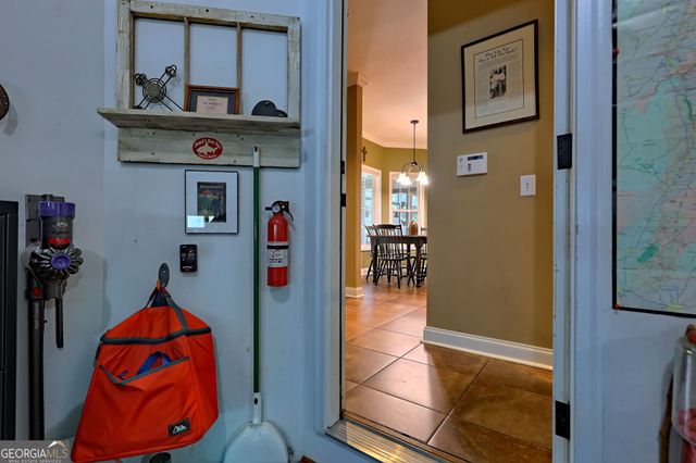 271 Chattahoochee Glen Road, Clarkesville, GA 30523