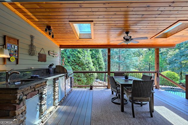 271 Chattahoochee Glen Road, Clarkesville, GA 30523