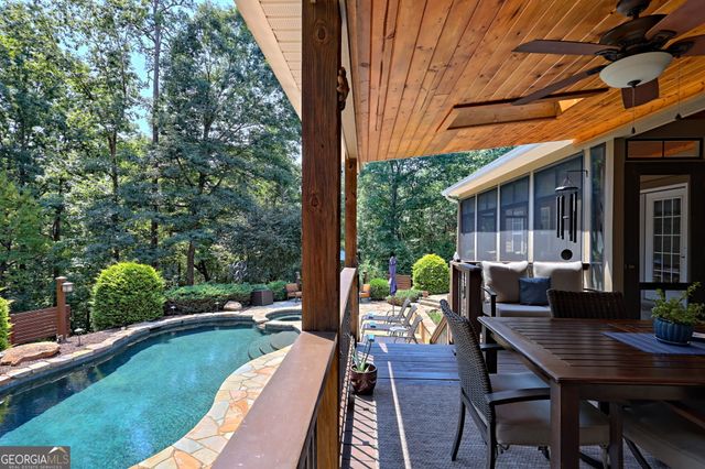 271 Chattahoochee Glen Road, Clarkesville, GA 30523