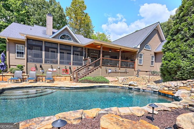 271 Chattahoochee Glen Road, Clarkesville, GA 30523