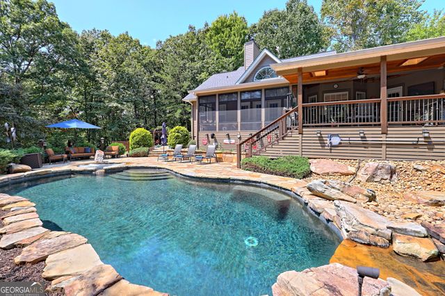 271 Chattahoochee Glen Road, Clarkesville, GA 30523