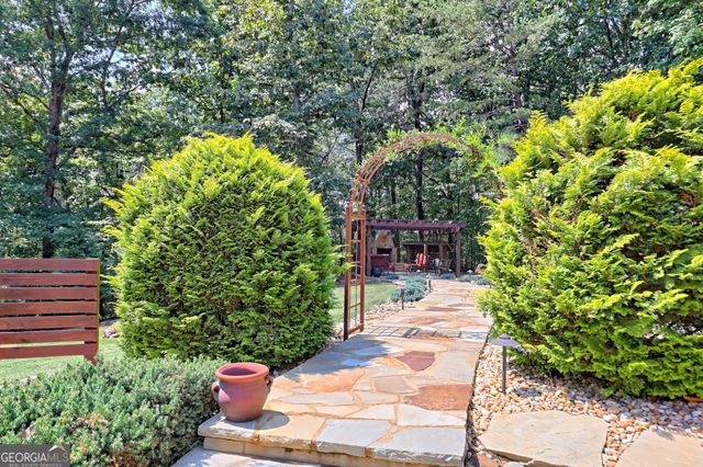 271 Chattahoochee Glen Road, Clarkesville, GA 30523