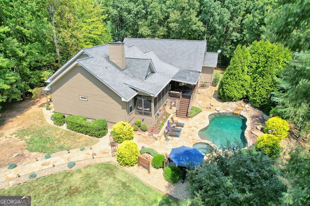 271 Chattahoochee Glen Road, Clarkesville, GA 30523