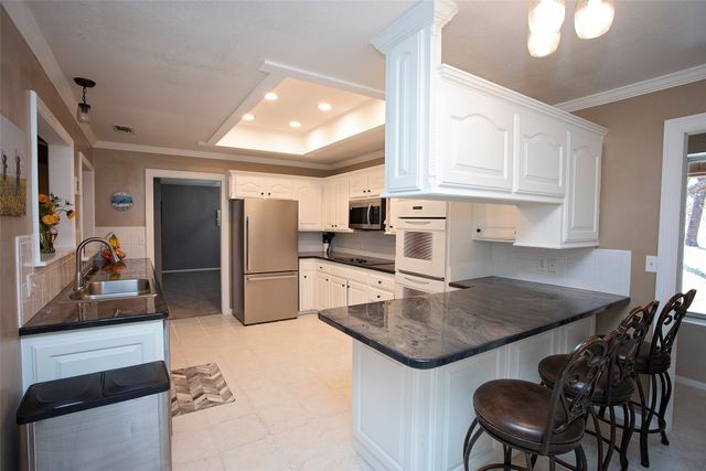 1665 US Highway 380 E, Graham, TX 76450