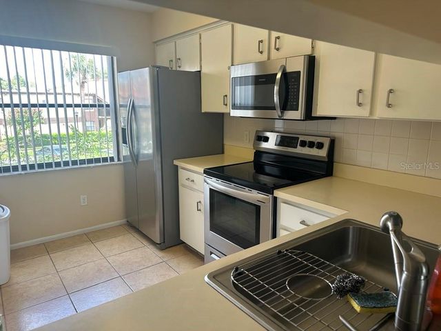 3245 CANDLE RIDGE DRIVE 203, Orlando, FL 32822