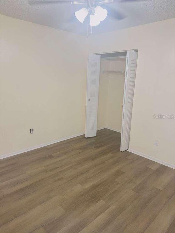 Image 14 of property listing at 3245 CANDLE RIDGE DRIVE 203, Orlando, FL 32822