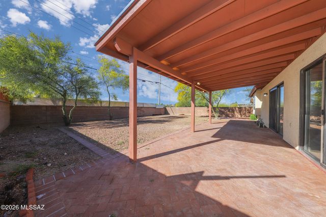 10140 E Karen Place, Tucson, AZ 85748