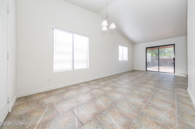 10140 E Karen Place, Tucson, AZ 85748