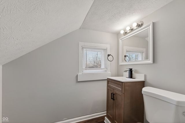 926 W 32nd Street, Indianapolis, IN 46208
