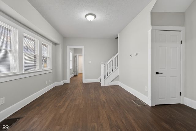 926 W 32nd Street, Indianapolis, IN 46208