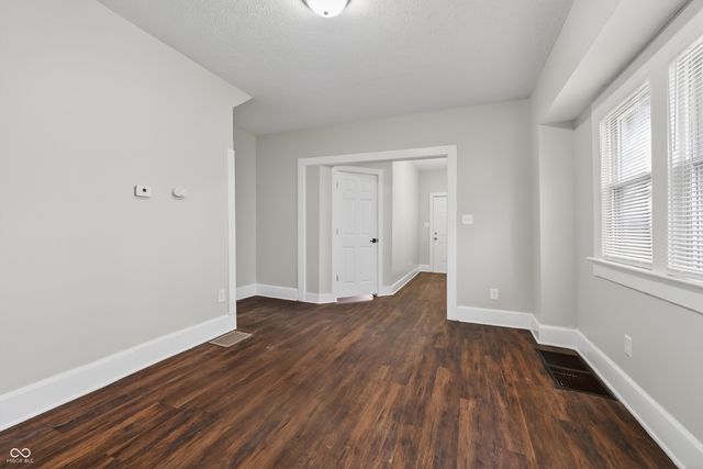 926 W 32nd Street, Indianapolis, IN 46208