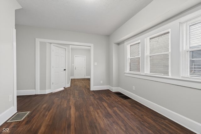 926 W 32nd Street, Indianapolis, IN 46208
