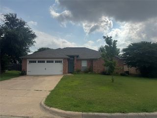 1610 Ocean Drive, Mansfield, TX 76063
