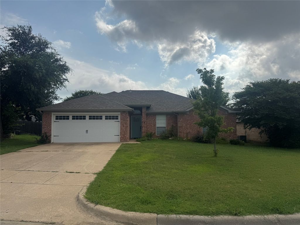 1610 Ocean Drive, Mansfield, TX 76063