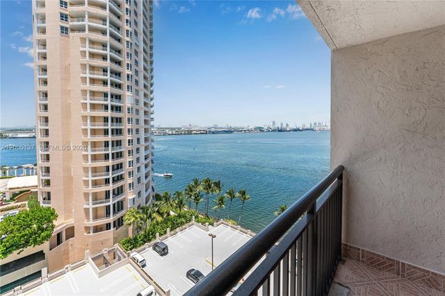 540 Brickell Key Dr 1422, Miami, FL 33131