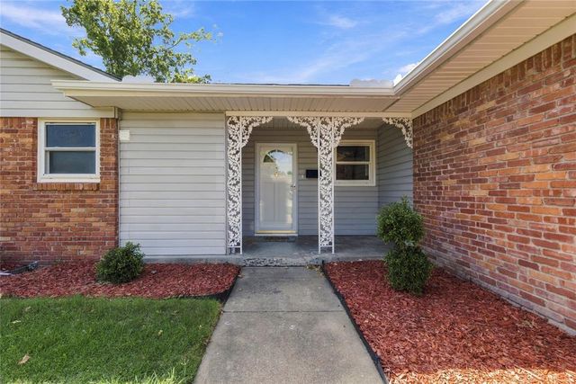 6604 E 26th Court, Tulsa, OK 74129