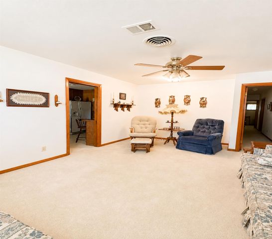 317 Richmond Street, Angleton, TX 77515