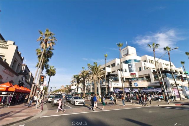 16551 Le Grande Lane C, Huntington Beach, CA 92649