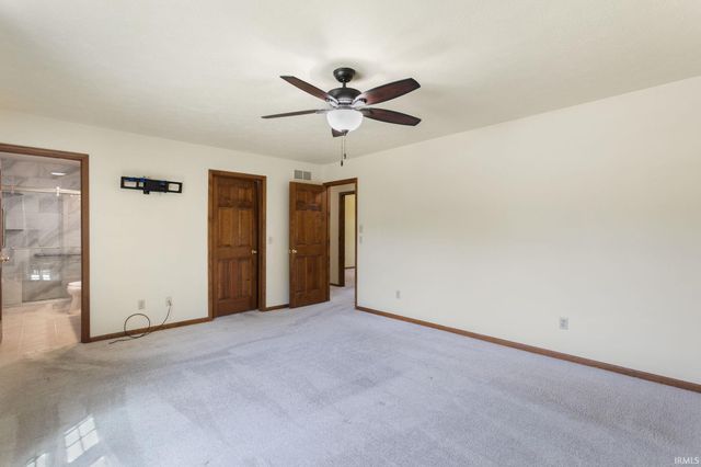 10460 Covey Court, Granger, IN 46530