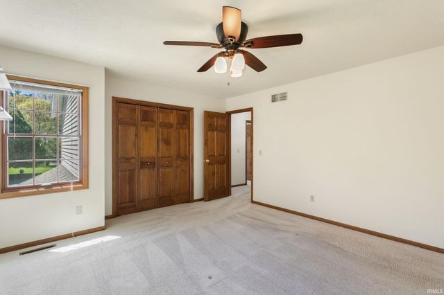 10460 Covey Court, Granger, IN 46530