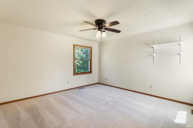 10460 Covey Court, Granger, IN 46530