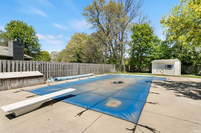 10460 Covey Court, Granger, IN 46530