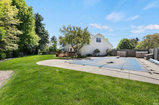 10460 Covey Court, Granger, IN 46530