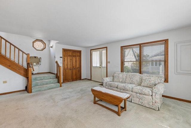 1 twelfth Street, Hampton, NH 03842