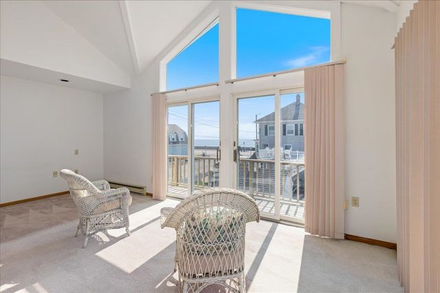 1 twelfth Street, Hampton, NH 03842