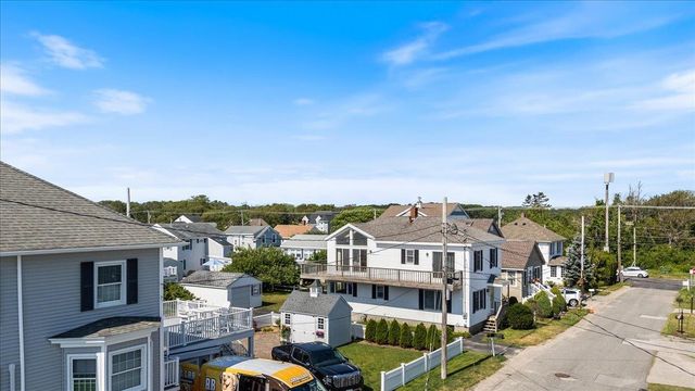 1 twelfth Street, Hampton, NH 03842