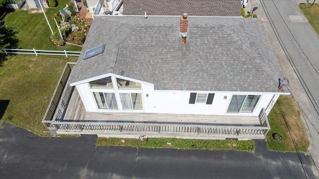 1 twelfth Street, Hampton, NH 03842