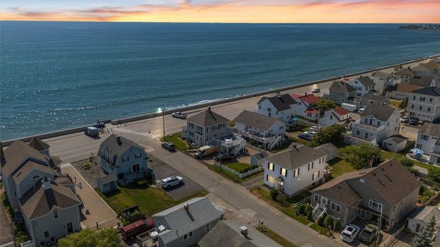 1 twelfth Street, Hampton, NH 03842